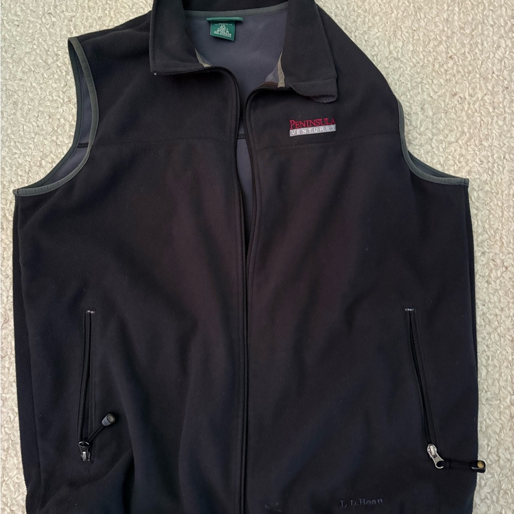 Peninsula ventures Black Men's Vest size large